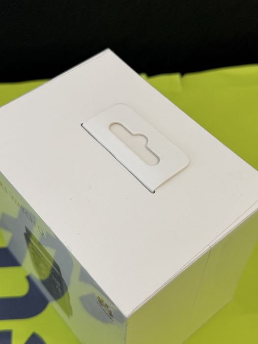 ЗАПЕЧАТАН Huawei Watch D Yettel Гаранция 2027 Black