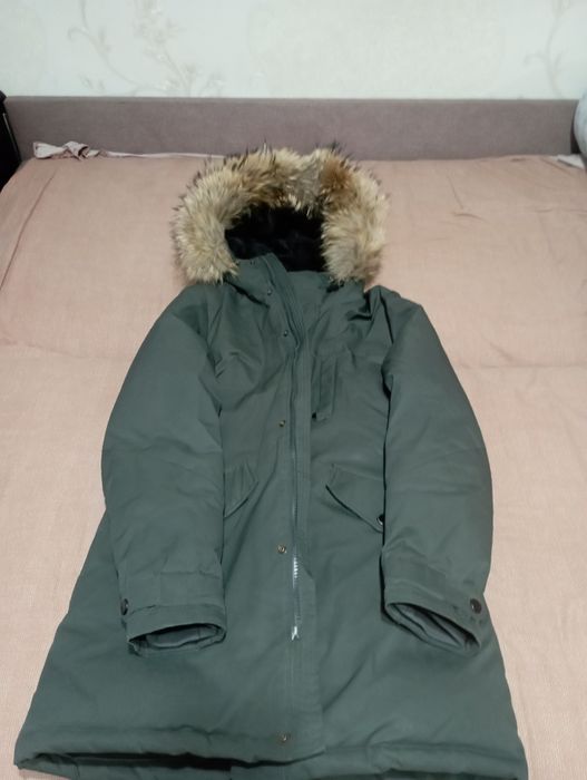 Продам зимнию курту