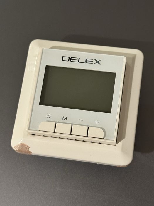 Termostat digital programabil Delex