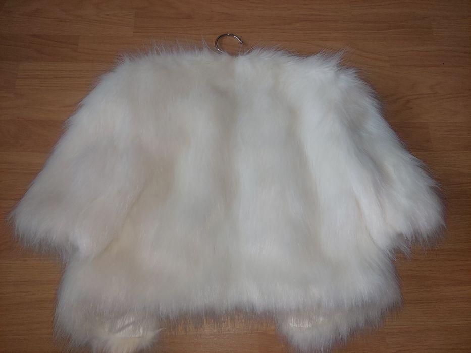 Елеци и палта от естествен и изкуствен косъм