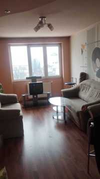 De inchiriat apartament 3 camere, decomandat, Zona Universitate-Bucla