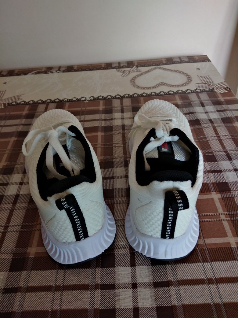 Adidași sport bărbați Gorilla Wear