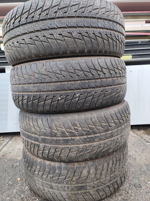 Anvelope 255 55 r20 iarna nokian
