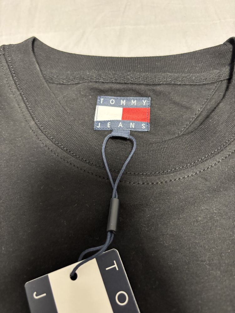 Тениска tommy jeans чисто нова