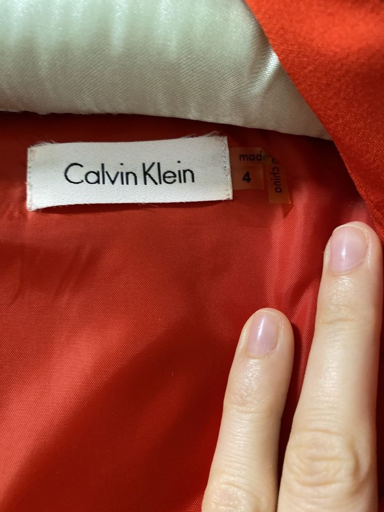 Платье красное Calvin Klein
