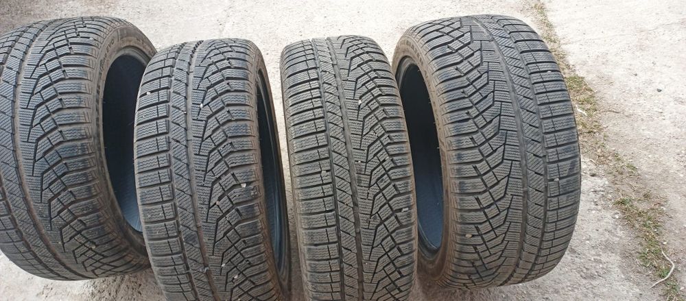 Vând anvelope  Sailun