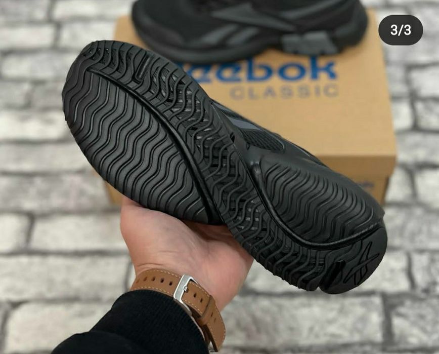 Кроссовки Reebok