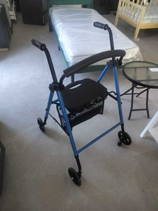 Rolator pliabil ajustabil