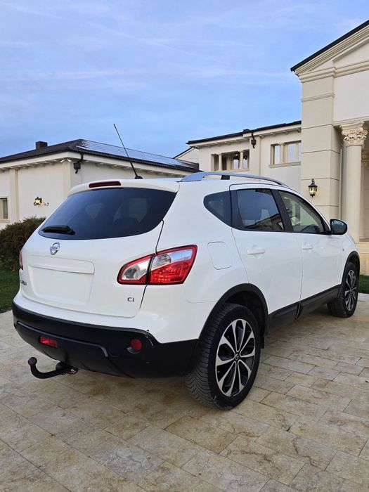 Nissan Qashqai teKna 1.5 dCi Euro5/2013/Camere360/panoramic/navi/xenon