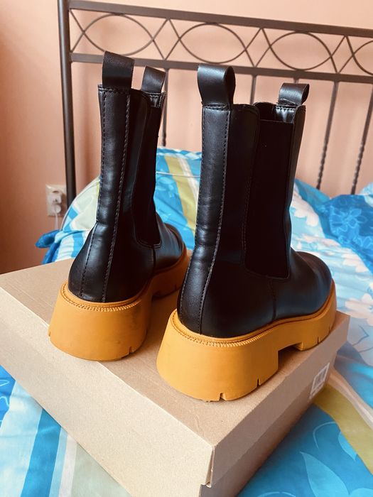 Mango Chelsea боти с масивна подметка