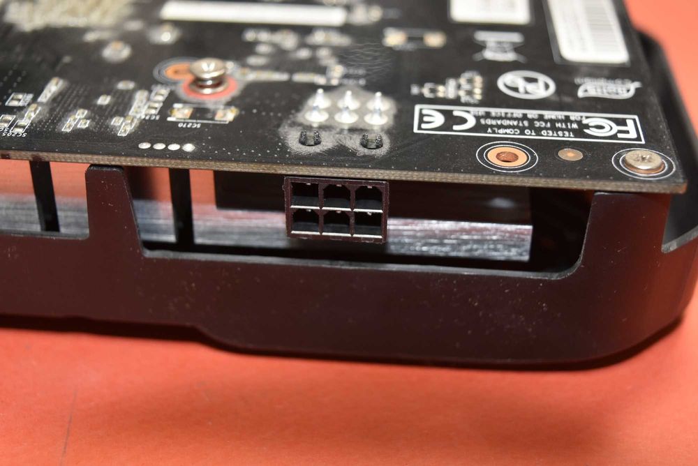 Видео карта Palit Geforce GTX 1050 TI 4 GB - топ състояние