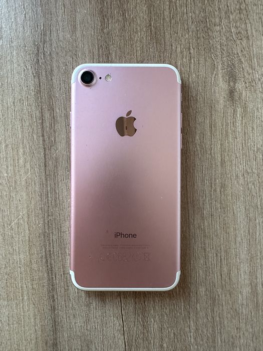 iPhone 7 Roze- Gold, piese/ recarosare, ca nou