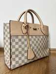 Geanta dama Louis Vuitton
