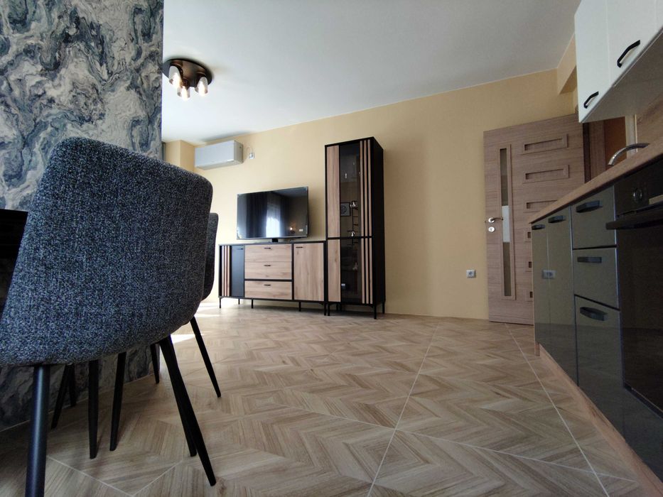 Продава се Двустаен апартамент в Несебър - 63 кв.м за 1368 €/кв.м - Снимка #2