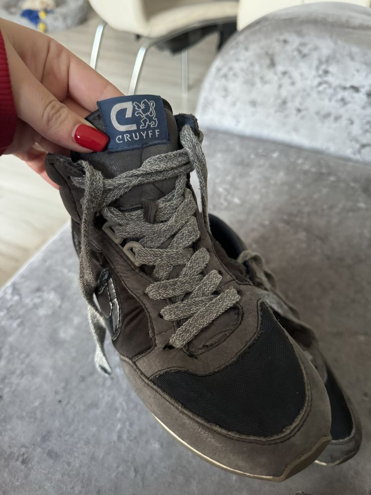 Cruyff маратонки