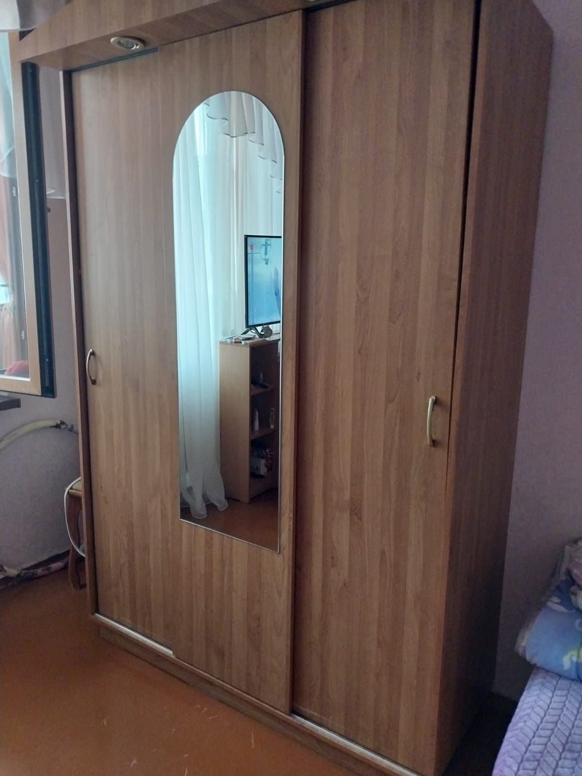 продам шкаф купе