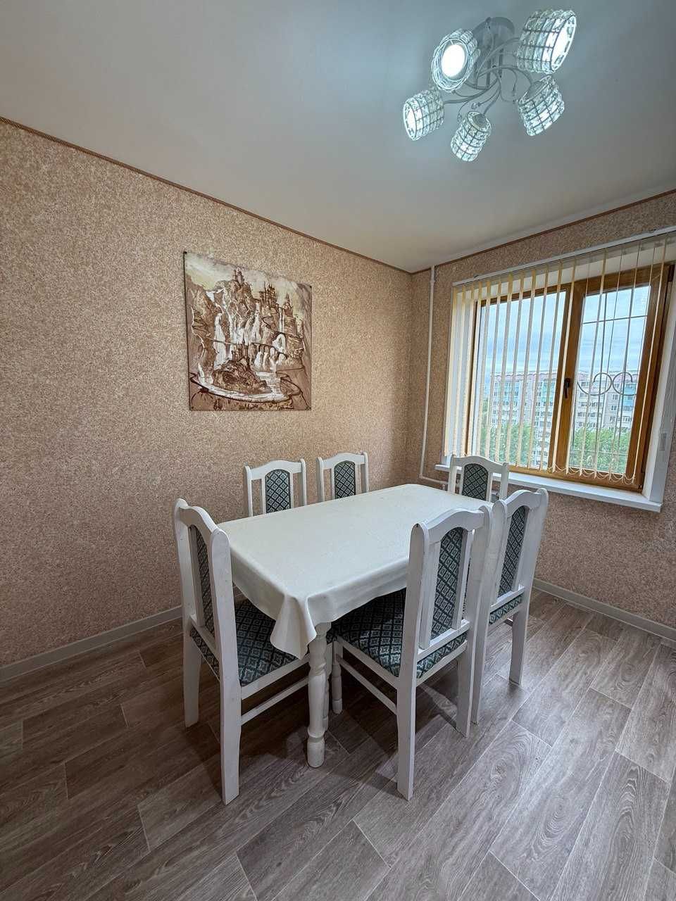 2-комн. квартира, 50.4м², р-н СХИ.