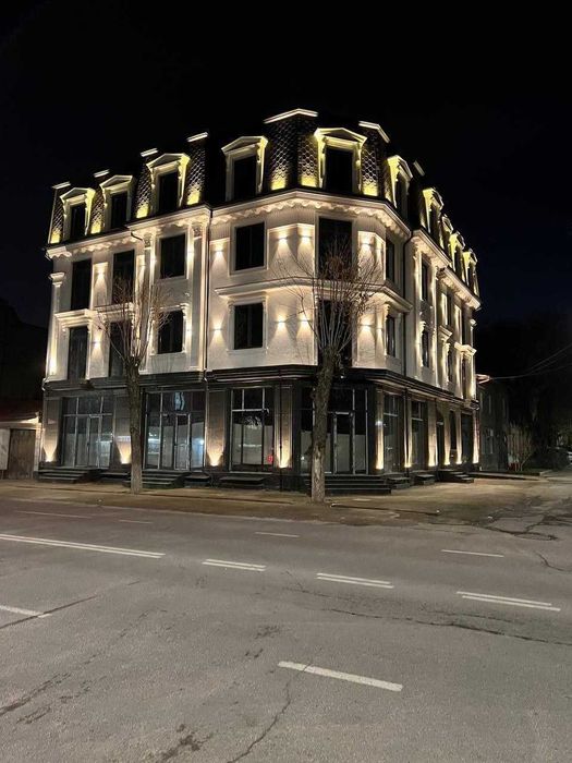 Продается Здание 4 этажа  Центр  1 линия