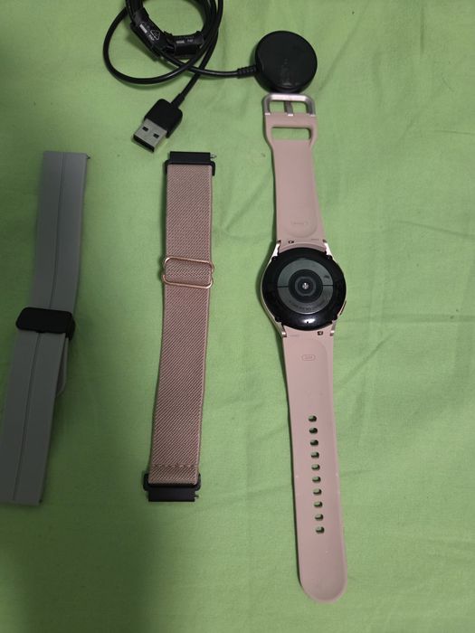 Часовник samsung galaxy watch 4