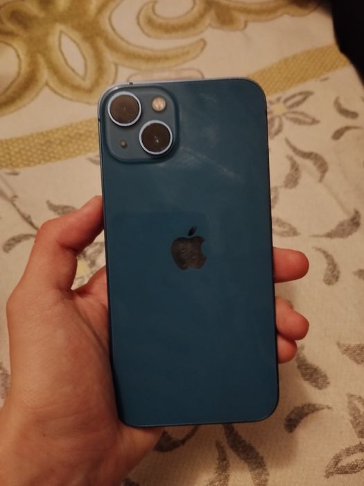 Продам Айфон 13 сини цвет