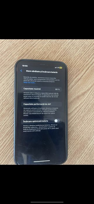 Vand Iphone 11 negru ,128 gb