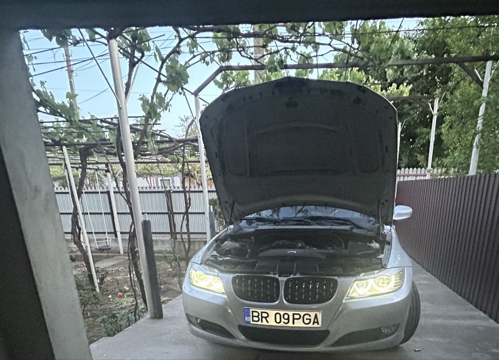 BMW E91 318i • 2010 • Euro 5