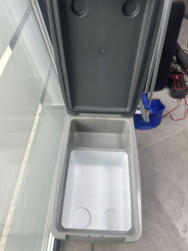 Frigider auto Waeco