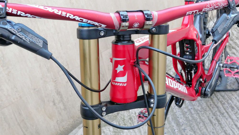 Propain Rage Comp DH, 27.5 L, FOX Factory 220-200 мм. ход, 1х7 Sram GX