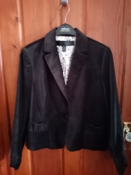 Sacou din catifea adus din SUA