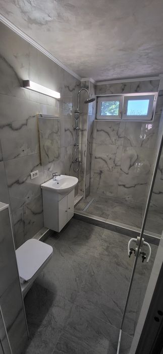Apartament de vânzare două camere confort 1  str 1 decembrie,gaze