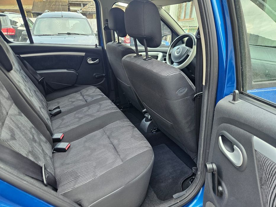 Dacia Logan mcv 2011 special 1.5 dci euro 5 Climă