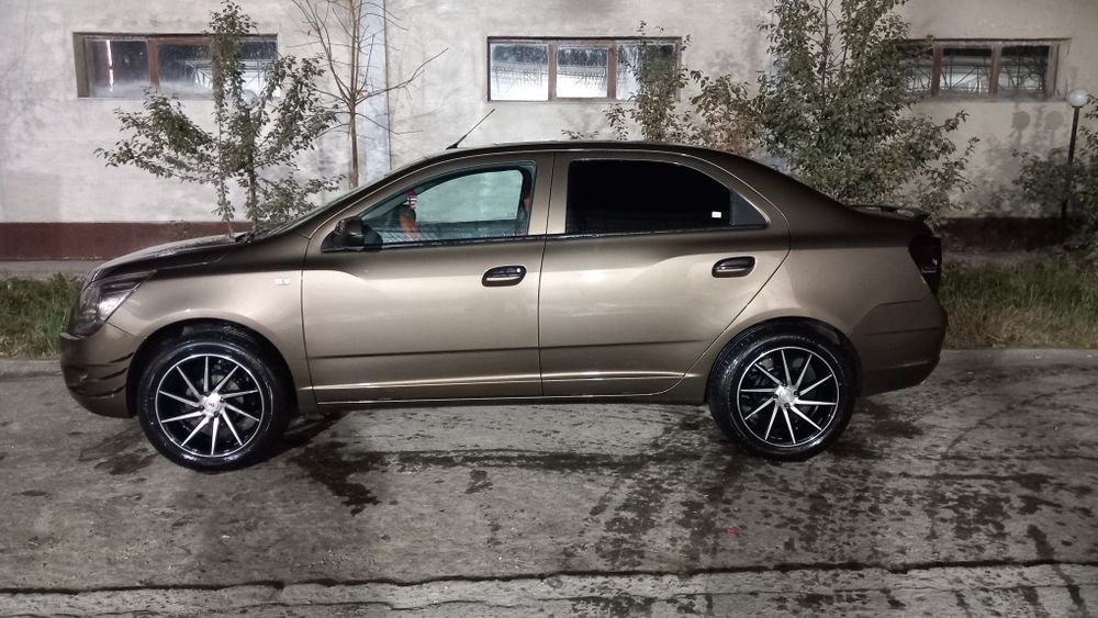 17 lik diska balon barter qilamiz 15 yokida 16 razmer diskaga