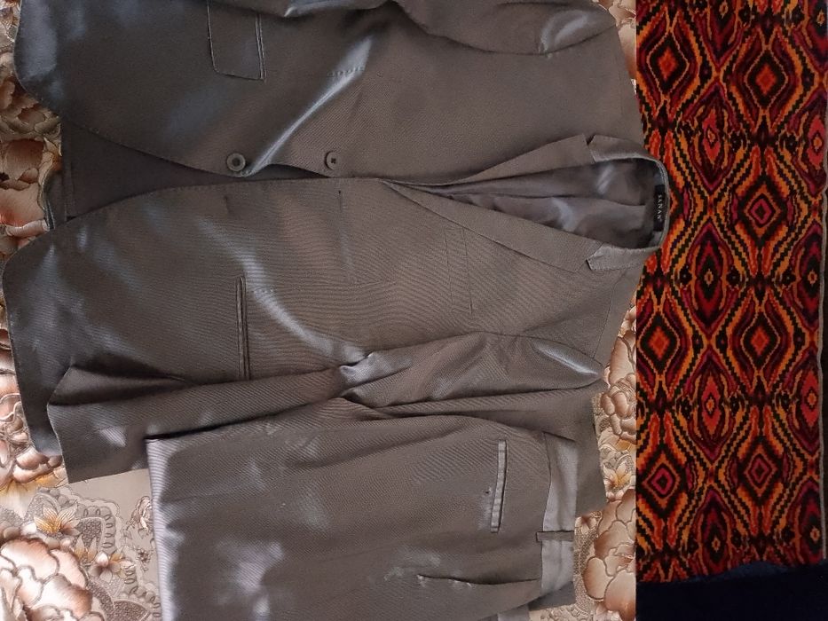 Эркаклар костюм шими