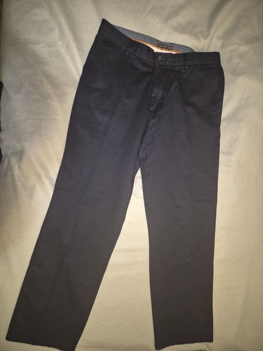 Pantaloni dockers