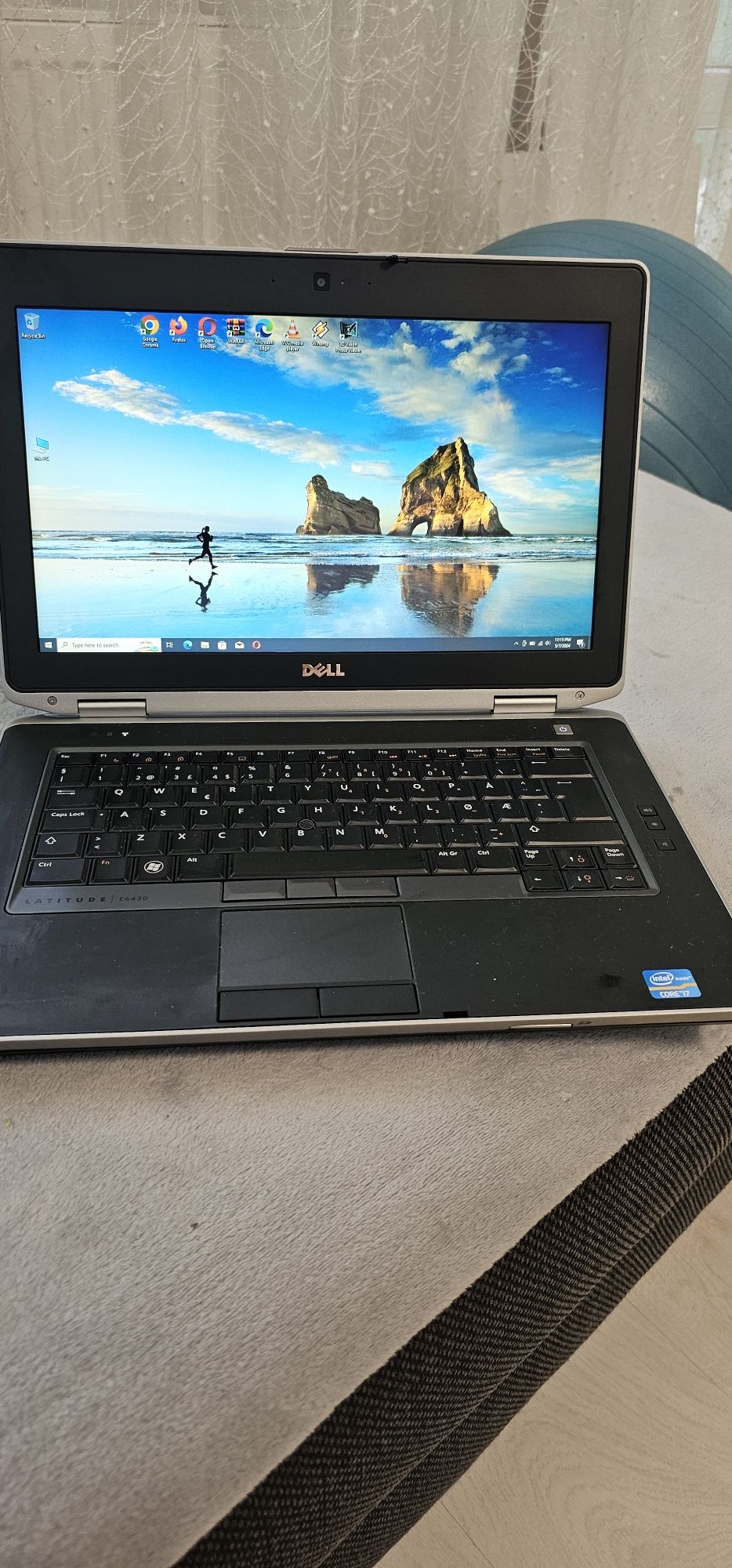 Laptop gaming dell i7 ram 8Gb video nvidia 4Gb ssd gta csgo Fortnite