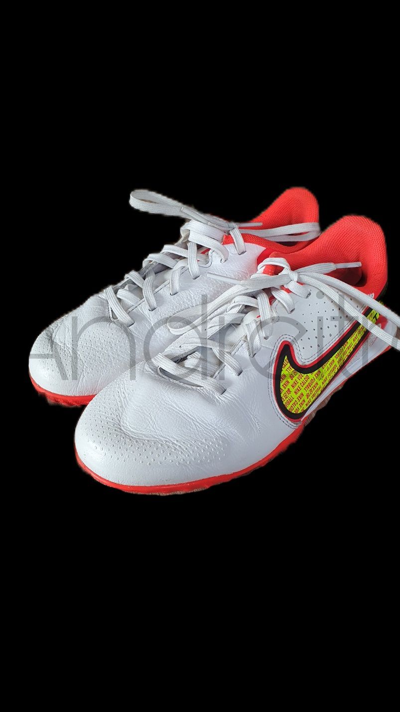 Ghete de fotbal Nike Tiempo Legend 9 Academy TF