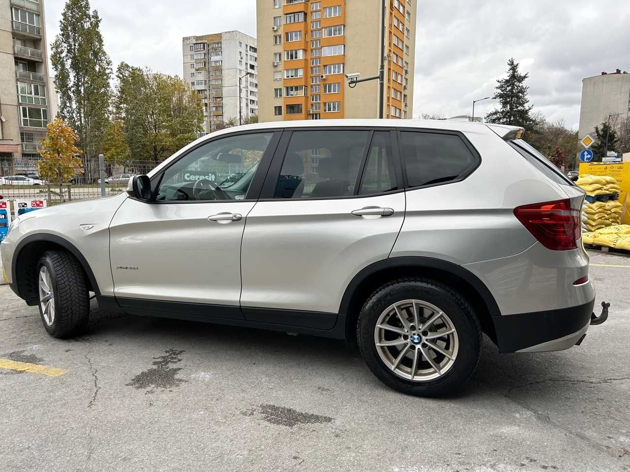 ПЕРФЕКТНА! ПО-НИСКА цена - BMW X3 2.0d Панорама + гуми и джанти