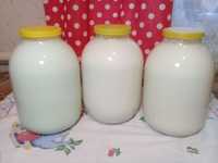 Молоко домашние свежие без запаха