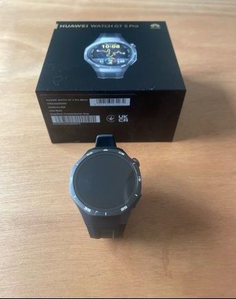 Продавам Huawei watch gt 5 pro