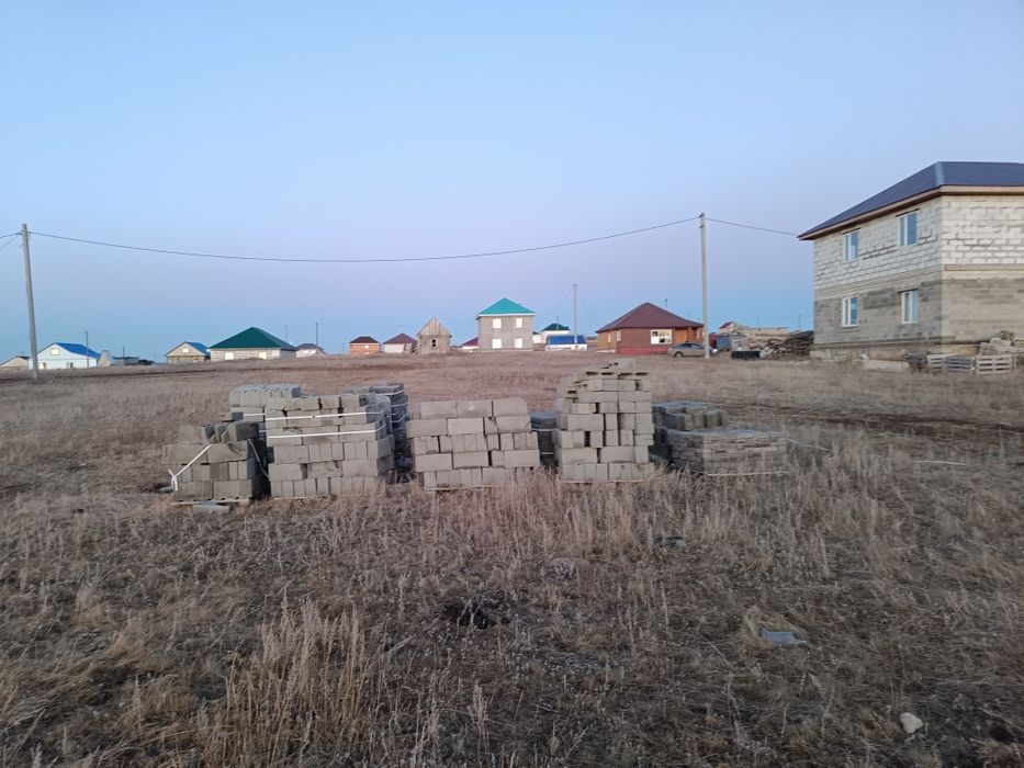 Продам не достройний котедж