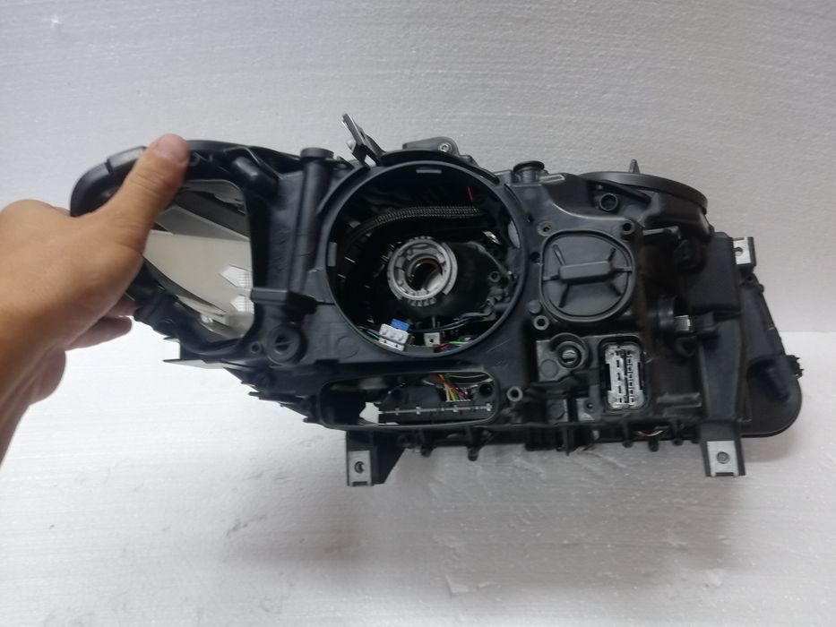 Far bmw F10 seria 5 xenon adaptiv NFL 2009-2013 stanga