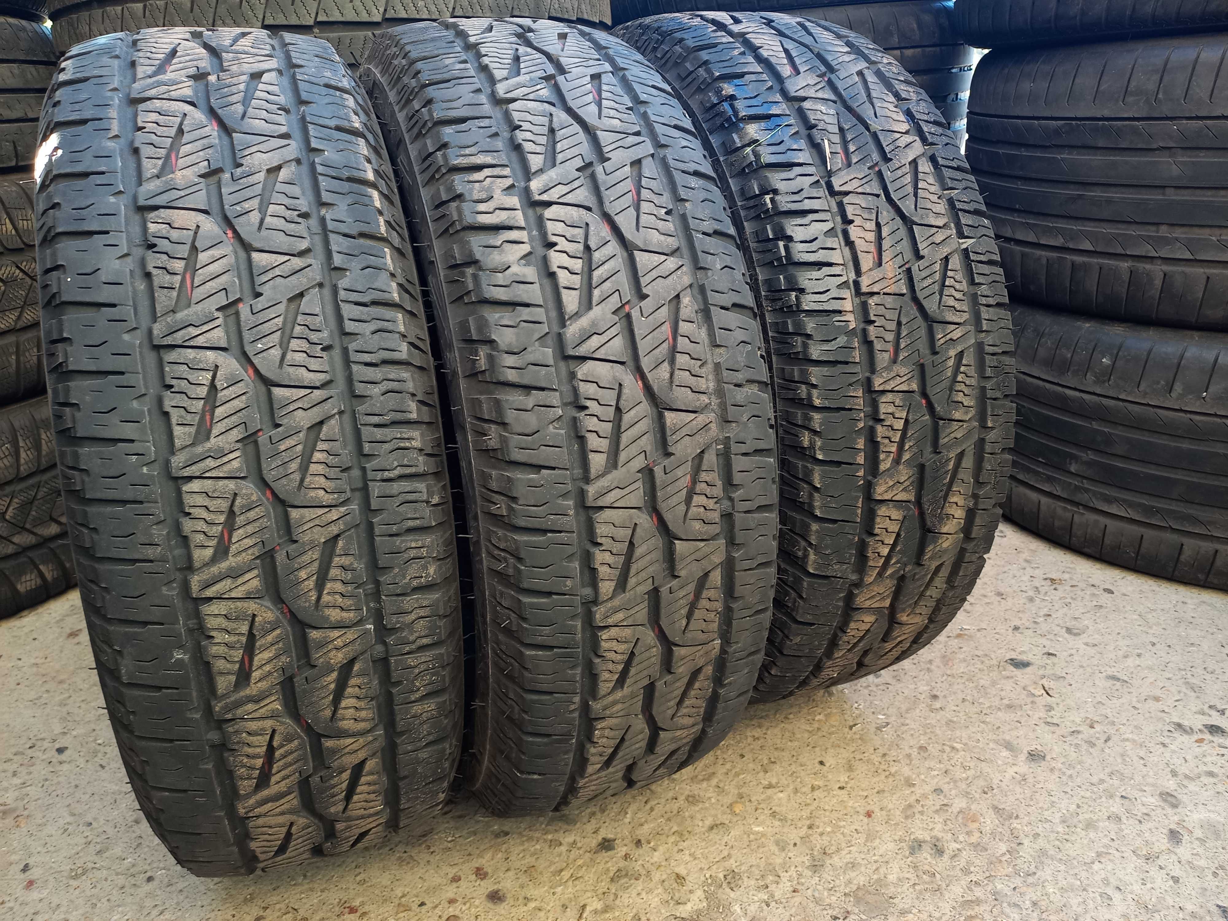 1xAnvelopa second 1 BUC !!! M+S  225 70 R15 Bridgestone A/T 6.7mm 2018