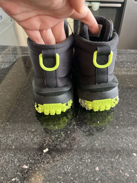 Adidas непромокаеми обувки