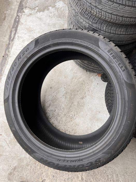 4 anvelope iarna 295/40/20 + 265/45/20 , pirelli !