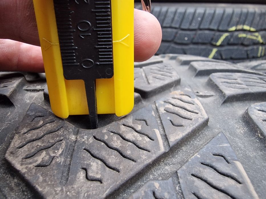 Anvelope 255/45R19 marca Pirelli, DOT 2024,6 mm