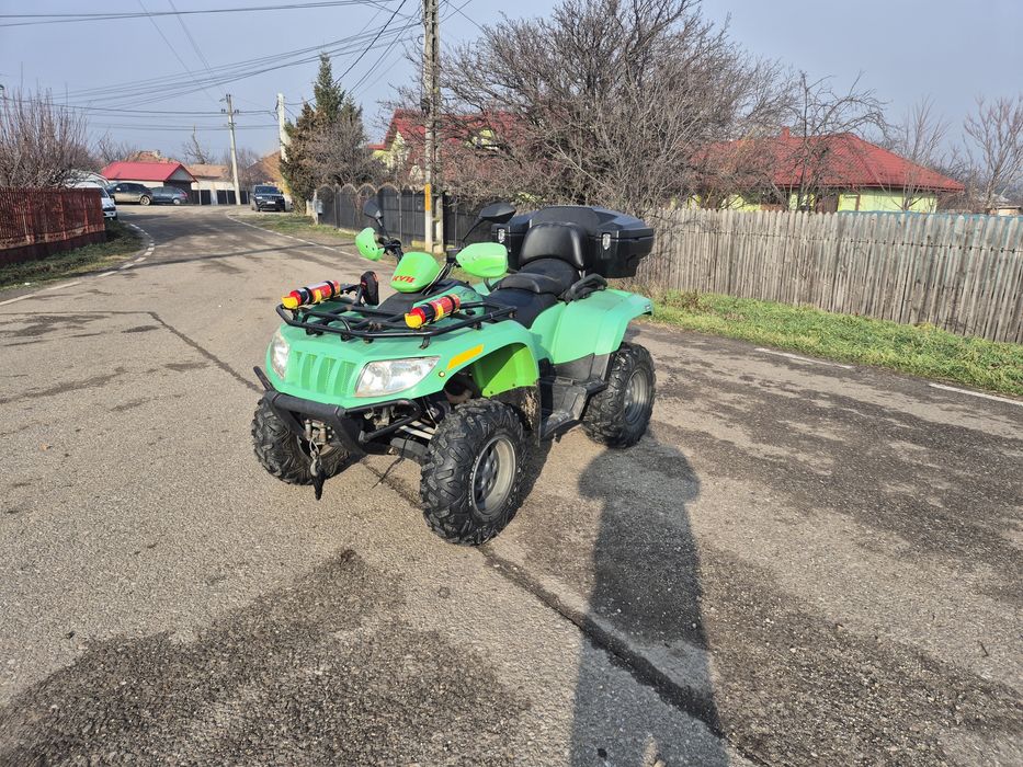 Atv Arctic Cat 650 fiscal pe loc