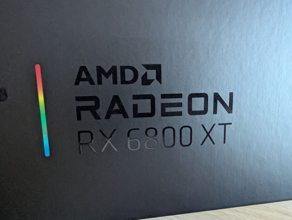 AMD 6800 XT 16 GB за водно охлаждане