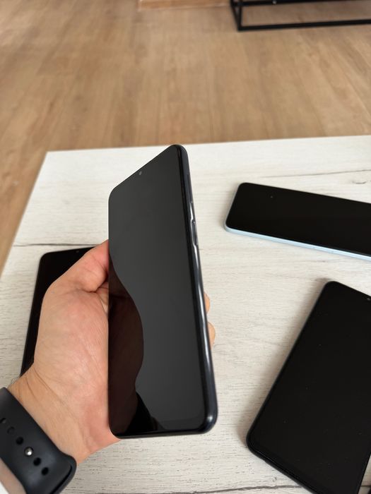 Samsung galaxy a32 / REDMI A1