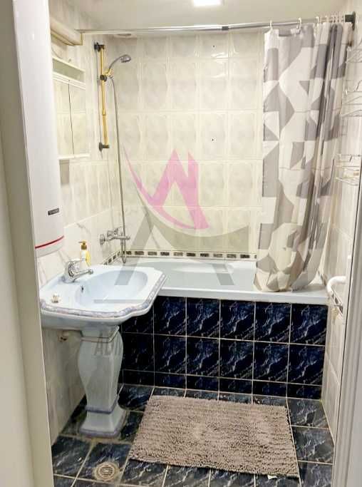 Дава се под наем Тристаен апартамент в Варна, Генералите - 150 кв.м за 613 € - Снимка #3