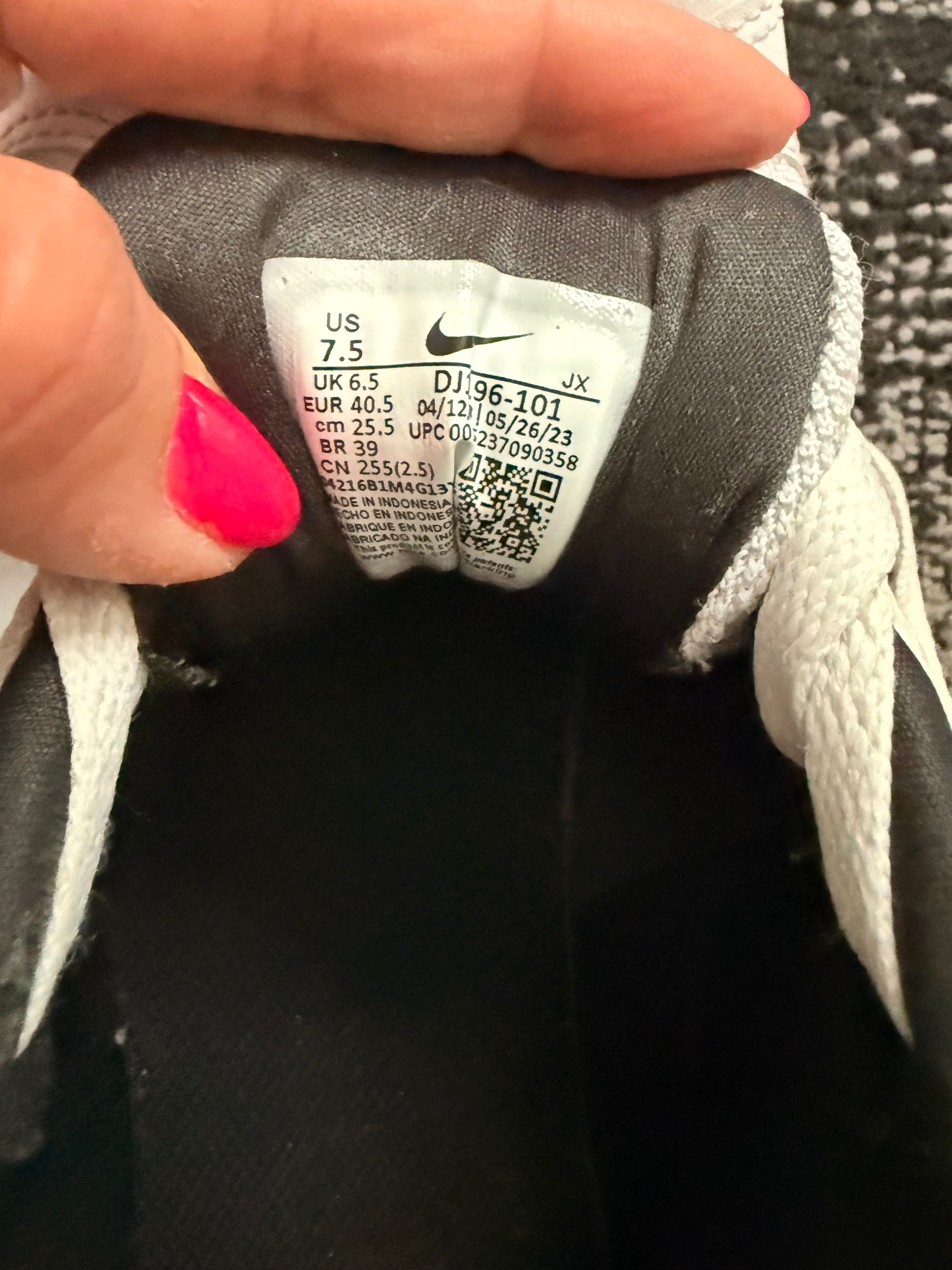 Nike -40,5 кожени